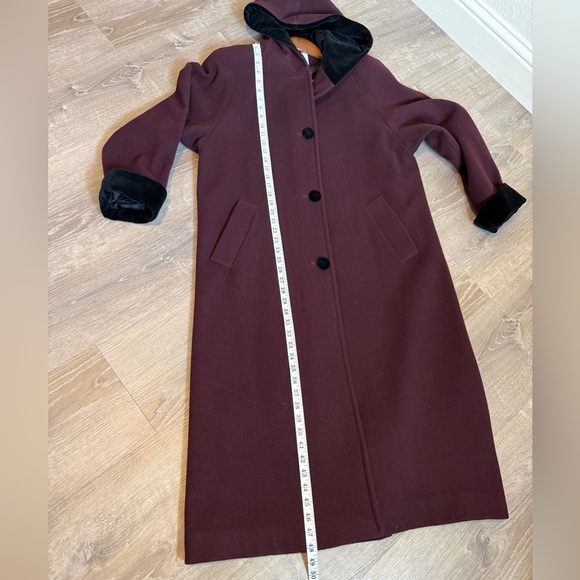 Vintage Jacqueline Ferrar 100% Wool Hooded Coat – Burgundy – Size 10 - Picture 7 of 8